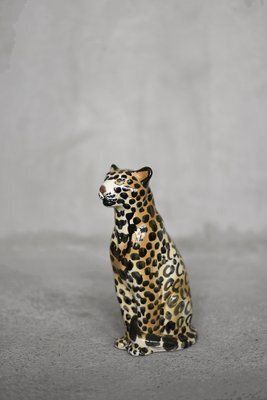 Italian Mid Century Modern Ceramic Sculpture Of A Seated Leopard, 1970s photo vintage
