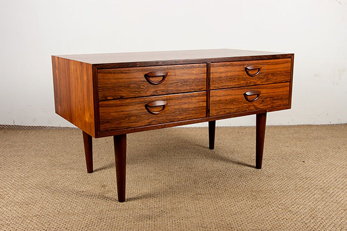 Commode danoise en palissandre par Kai Kristiansen pour Feldballe Møbelfabrik 1960. photo vinterior