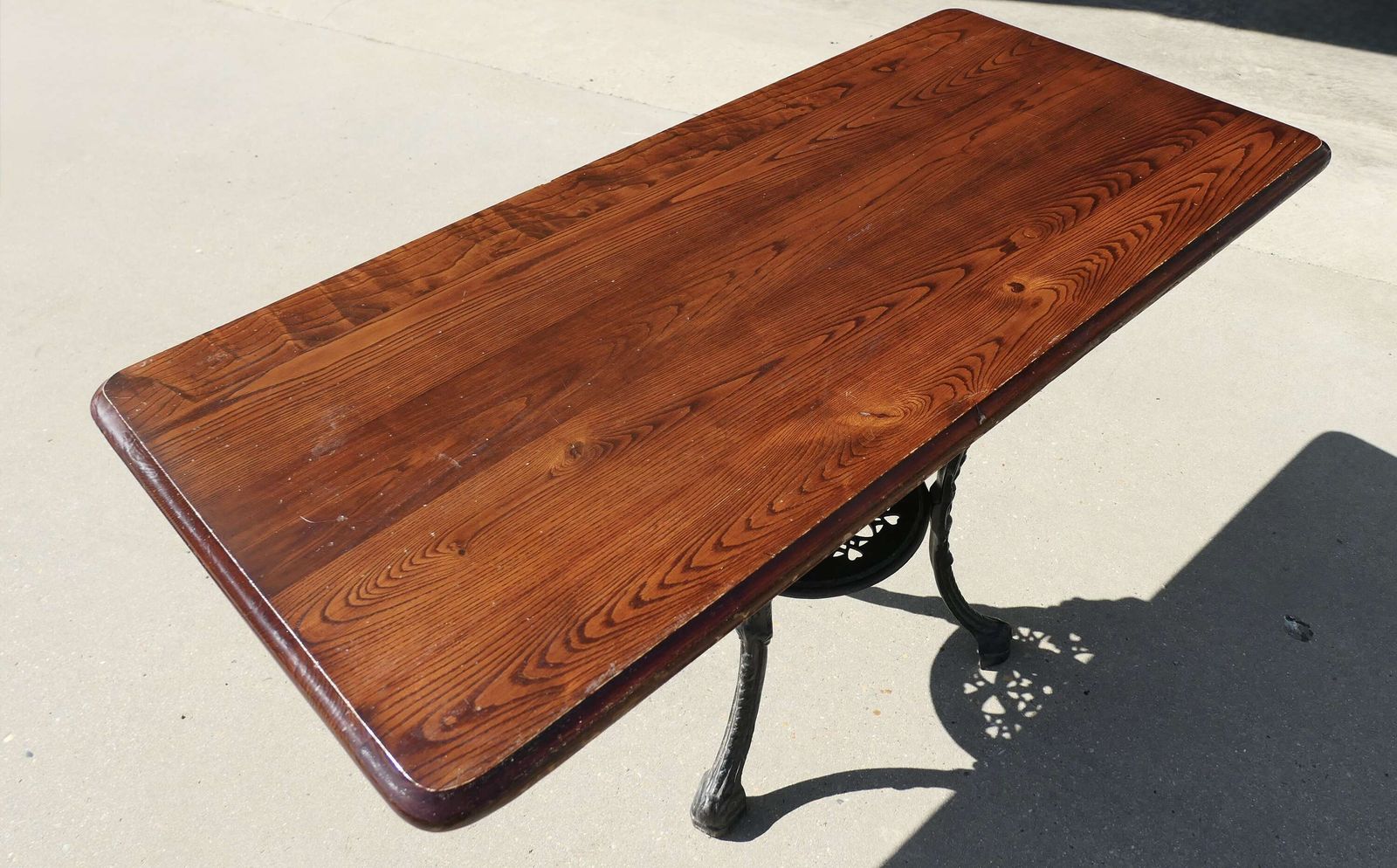 Strong Attractive Cast Iron And Oak Garden Table photo vinterior
