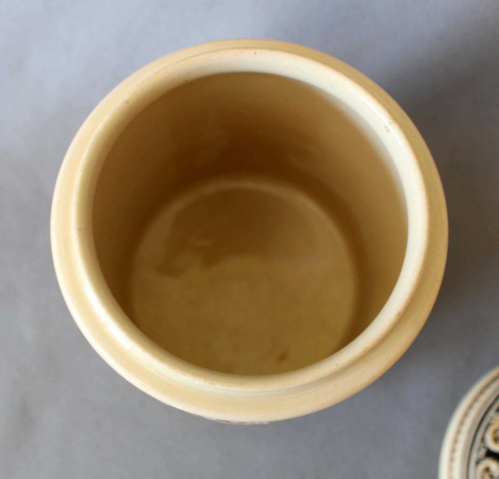 Antiek Duits Steengoed Keramische Pot Met Deksel, Snuisterdoosje, Humidor/Tabakspot, Kobaltblauw En Crème Steengoed, Belgische Provincies, Gevleugelde Draken photo vintage