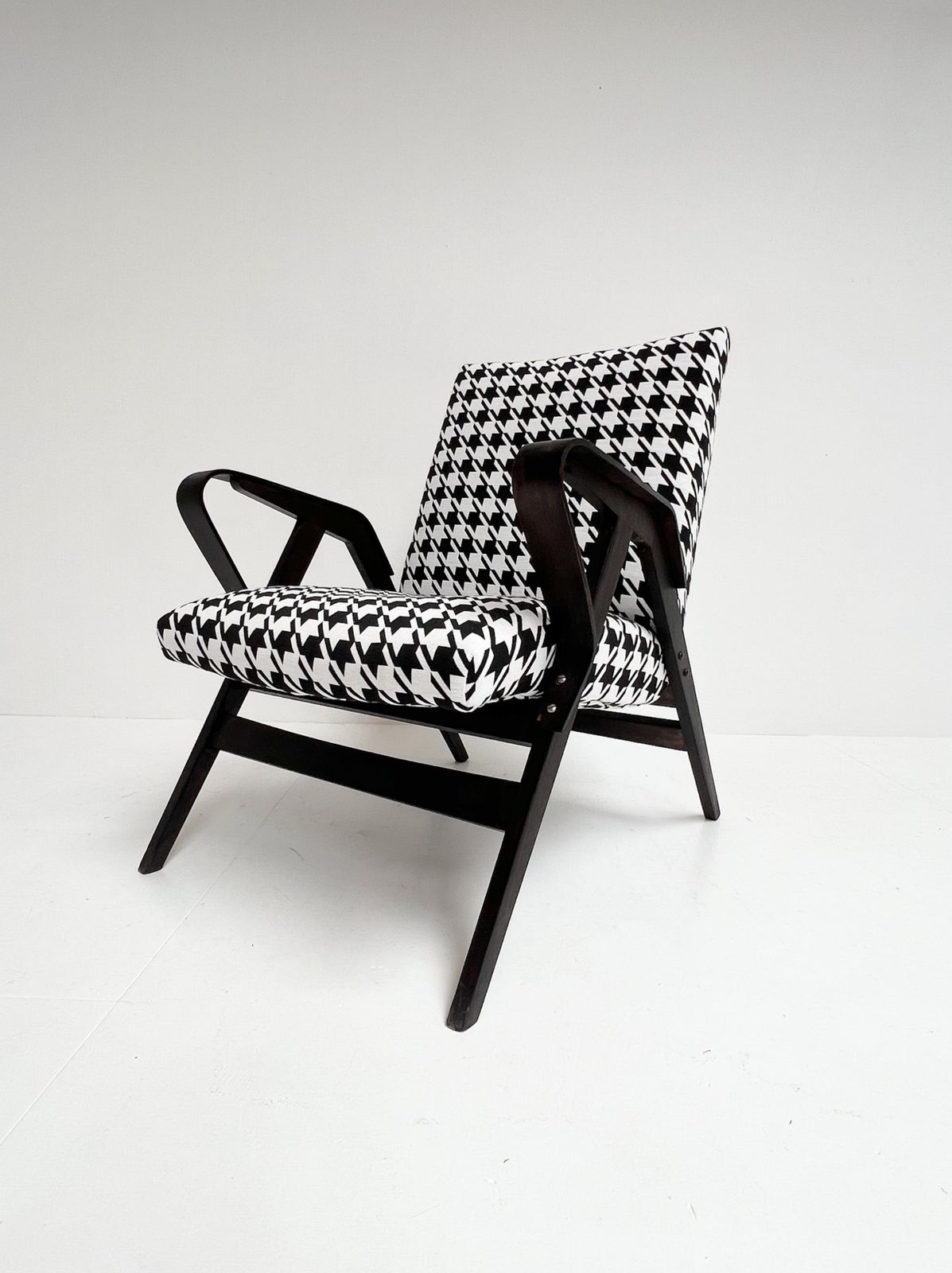 590.0 Refurbished Armchair By Frantisek Jirak For Tatra Nabytok, 1960s photo