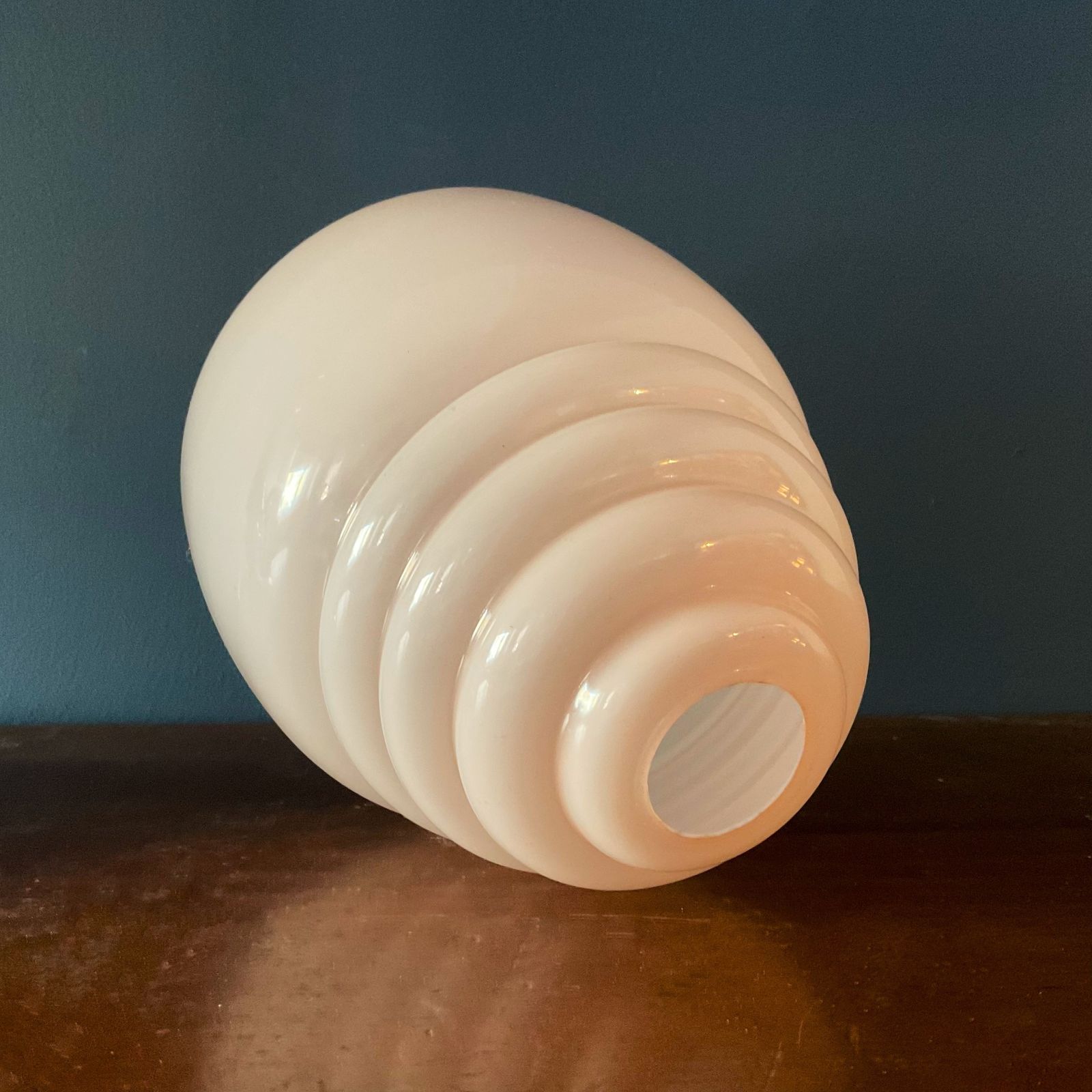 A Sweet Pink Art Deco Table Lamp photo vinterior