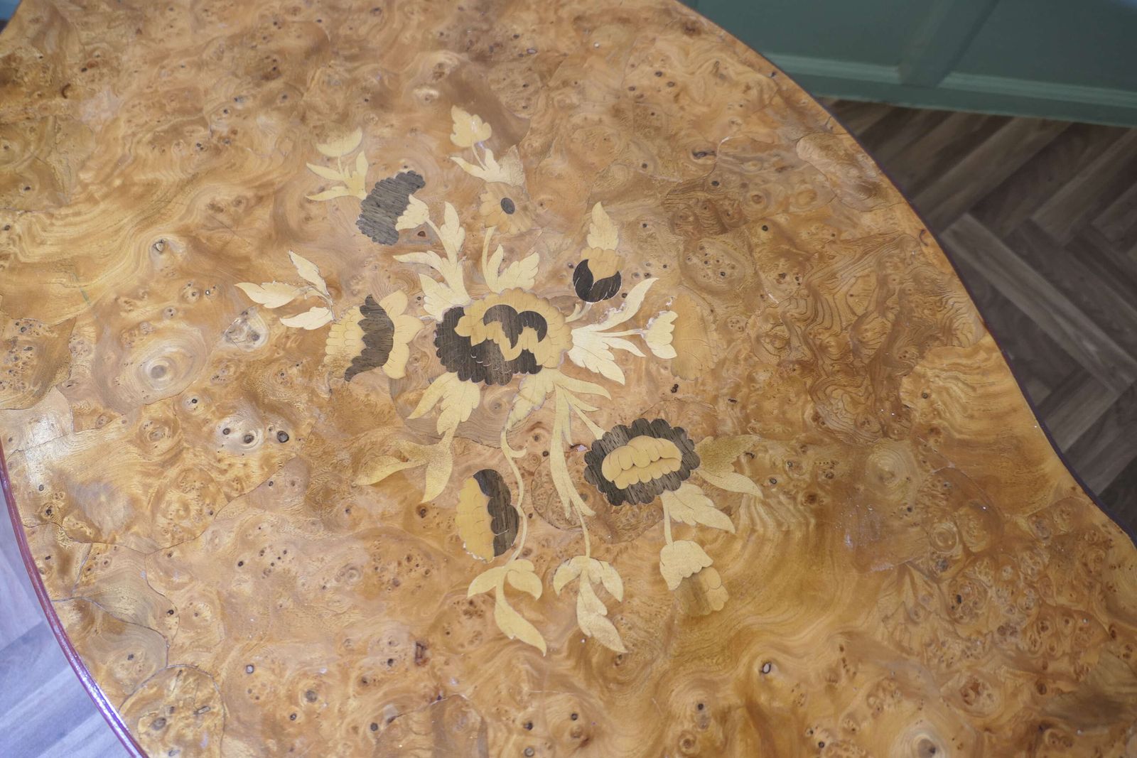 A Large Regency Style Birdseye Veneer Coffee Table photo vintage