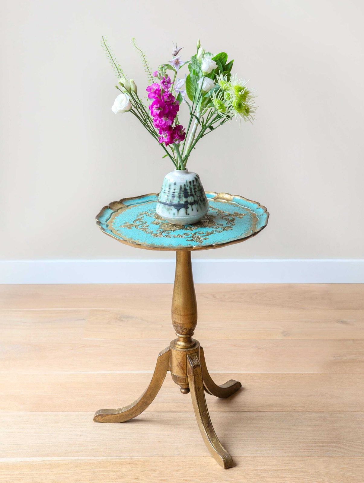 Florentine Side Table   Vintage Golden Accent Wine Table   Italian Additional Table   Scalloped Edge   Rococo Plant Stand   1960s Design photo for sale