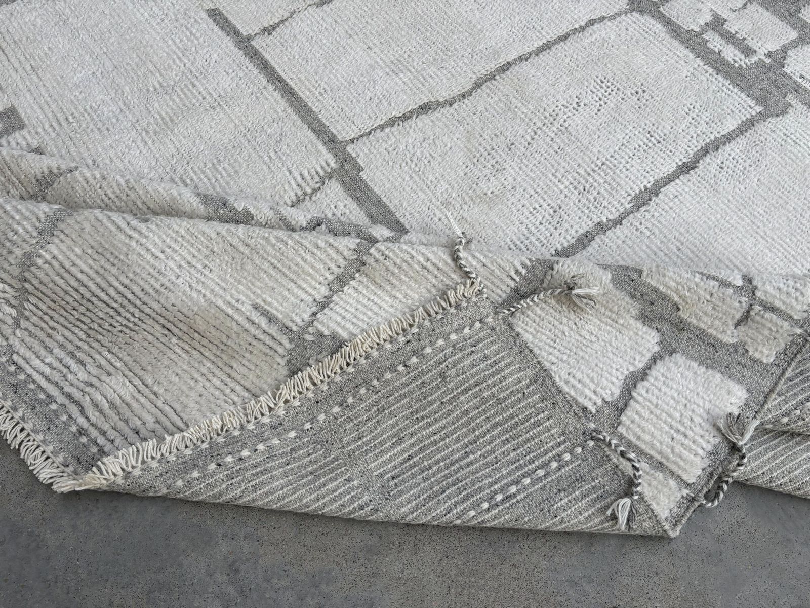 275x365 Cm Vintage Hand Knotted Moroccan Design Rug. Handmade Beni Ourain Carpet. 100% Natural Wool photo vinterior