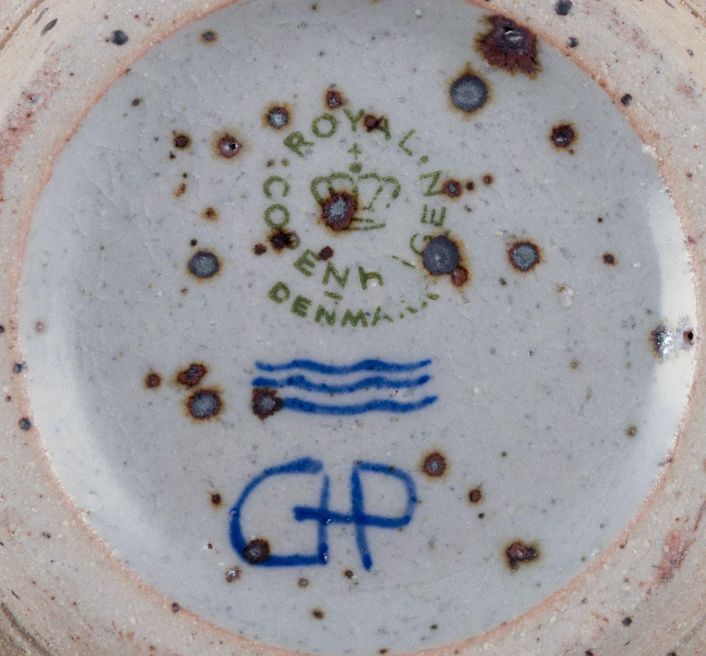 Gerd Hjort Petersen For Royal Copenhagen. Small Unique Vase In Stoneware. photo vinterior