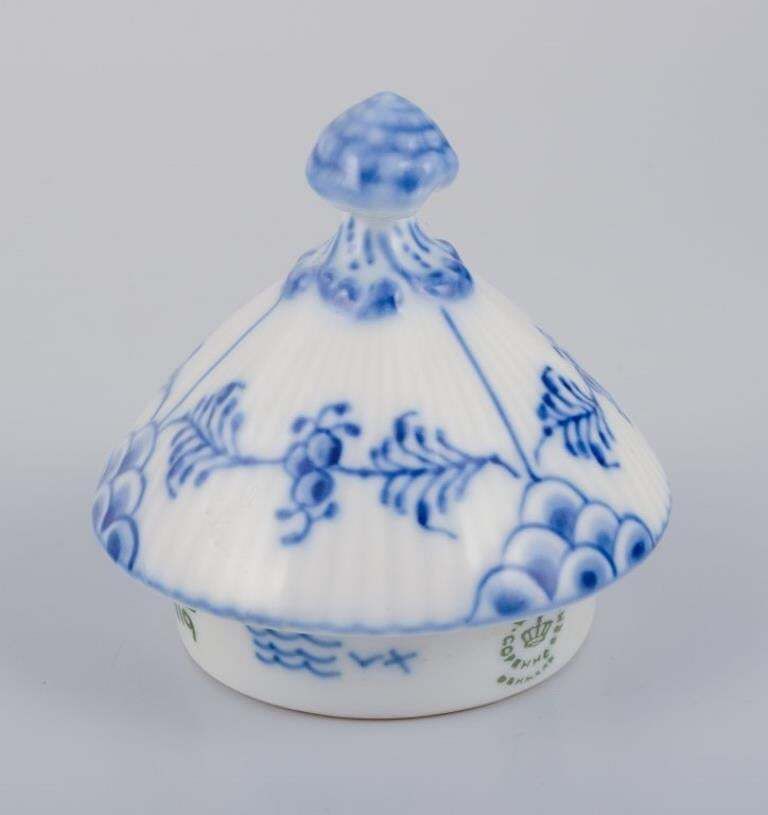 Royal Copenhagen Blue Fluted Full Lace. Large Porcelain Teapot. photo for sale