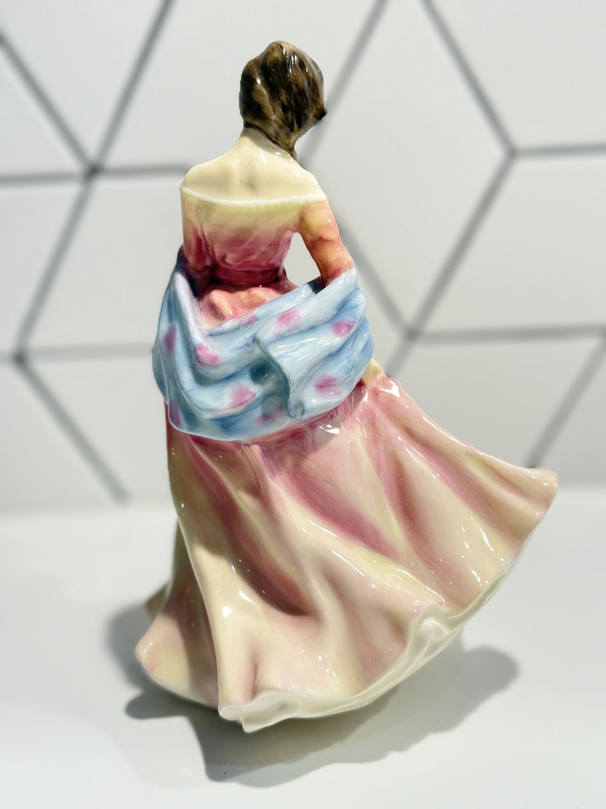 Royal Doulton "Summer Scent" Hn3955 Perfect Condition photo buy