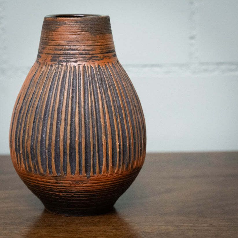 Rare Brutalist Red And Black Vase   7713 20   Carstens Tönnieshof   C1970s photo for sale