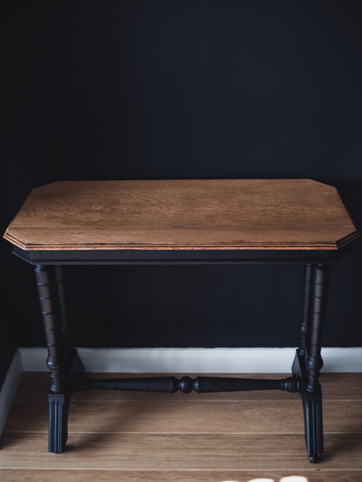Vintage Oak Desk On Castor Wheels And Turned Legs photo buy