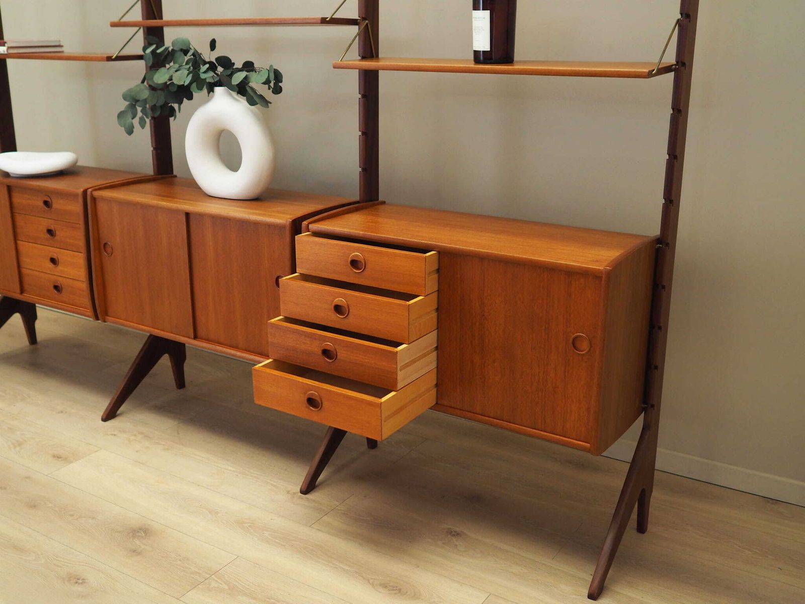 Teakhouten Systeemboekenkast, Noors Design, Ca. Jaren 1960, Productie: Blindheim Mobelfabrikk, Ontwerpers: John Texmon & Einar Blindheim photo buy