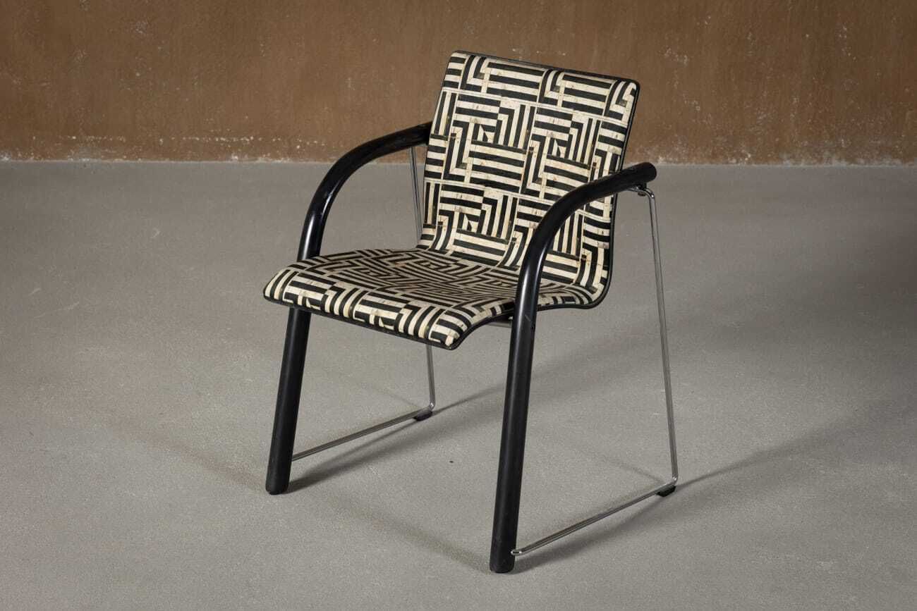 Sale !  Vintage A 320 Armchair By Wulf Schneider & Ulrich Boehme For Thonet 1980’s In Myth Velvet (Set Of 4) photo for sale