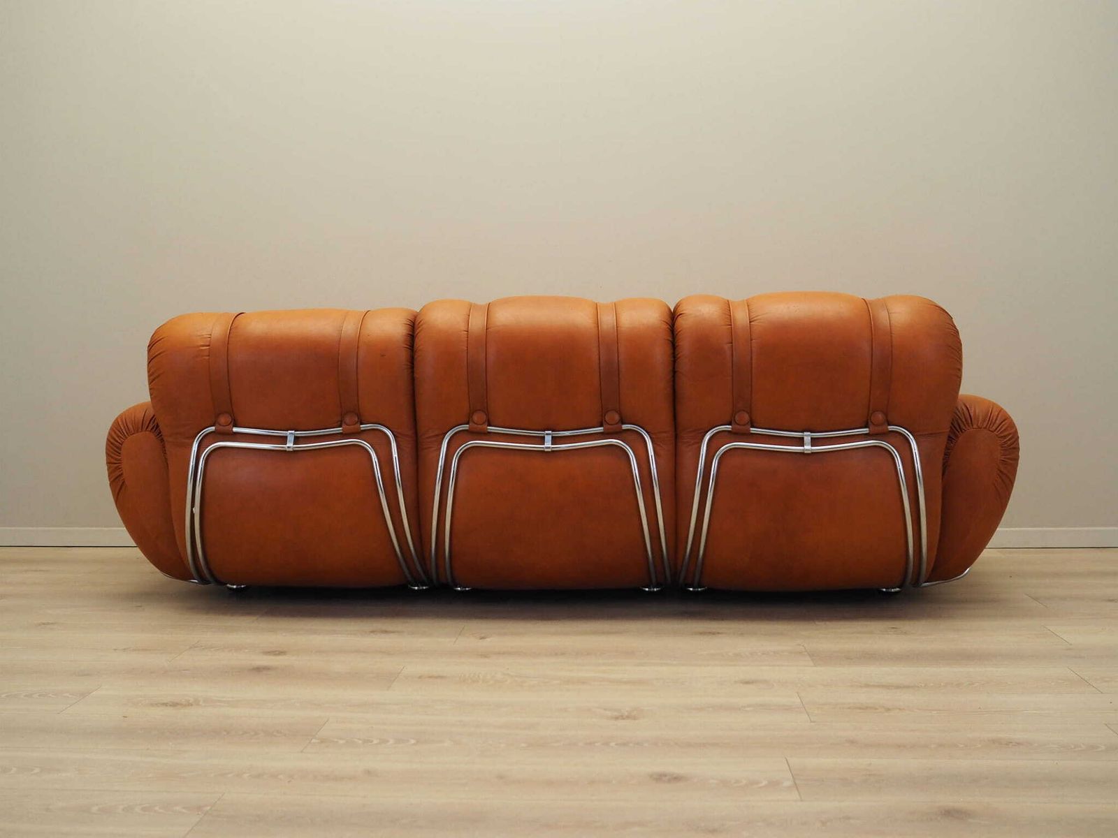 Oranje bank, Space Age-design, jaren 1960, productie: Italië photo vinterior