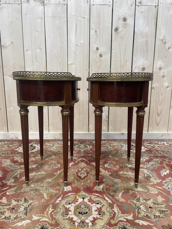Paire De Tables De Chevets Louis XVI Pieds Toupies photo 1580.0