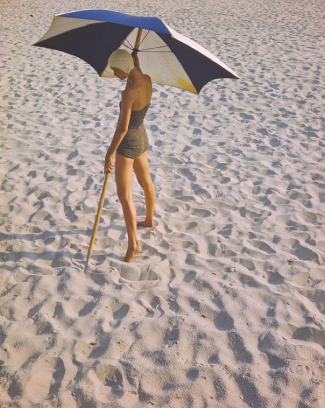 Toni Frissell 'Girl On The Beach' Unframed Archival Pigment Print