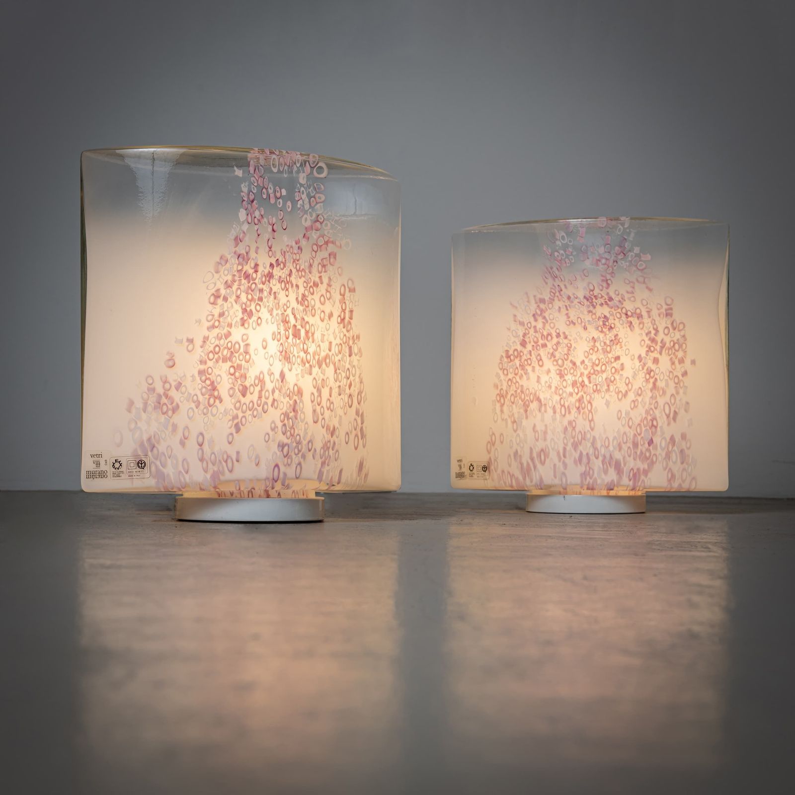 White Murano Table Lamps With Red Décor By Leucos, Italy 1970s photo for sale