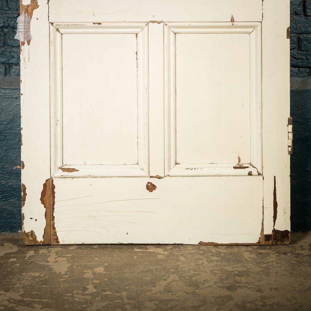 270.0 6 Panel Door, Faux Woodgrain & Distressed White Paint Finish photo