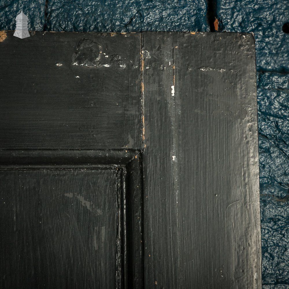 Moulded 4 Panel Door, Black & White Painted Finish photo vinterior