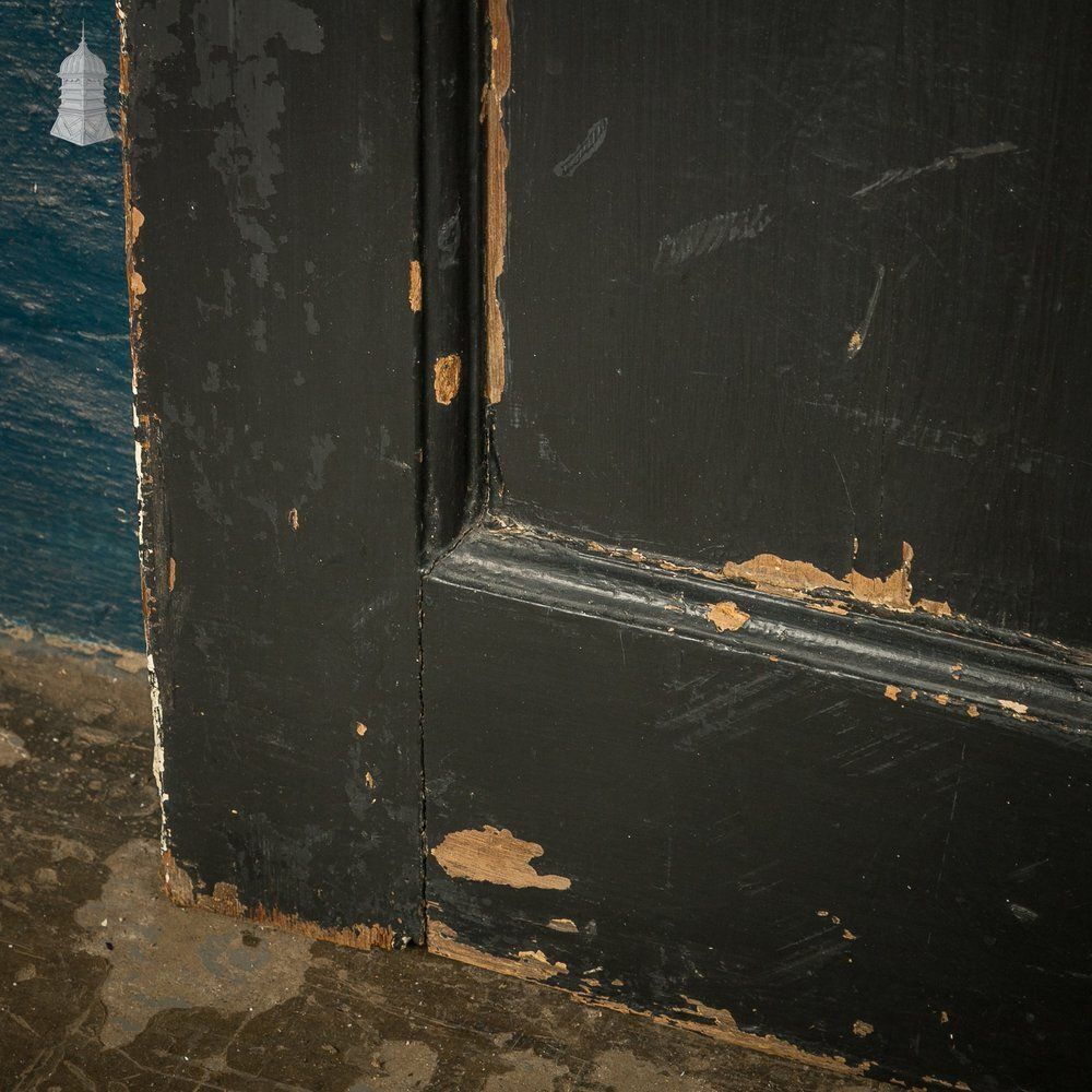 Moulded 4 Panel Door, Black & White Painted Finish photo buy