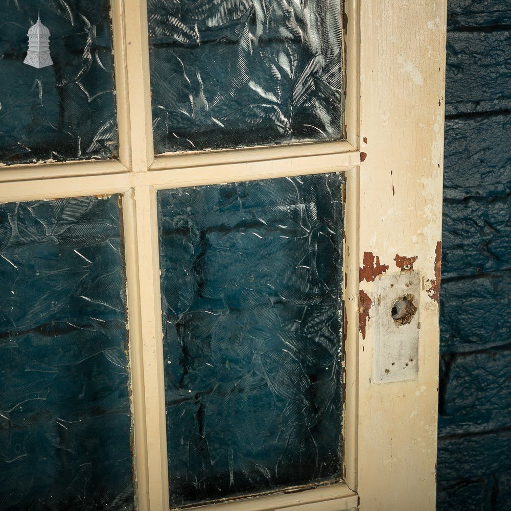 photo vintage Glazed Patio Door – Distressed White Pine