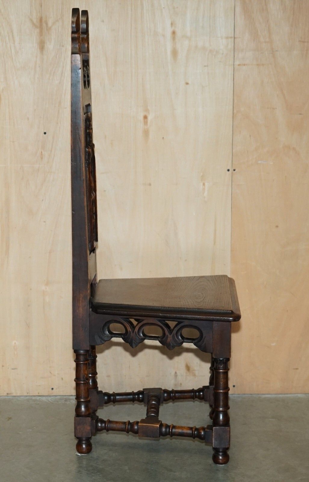 photo vinterior Six Original Victorian Circa 1880 Steeple Back Gothic Arch Oak Dining Chairs 6