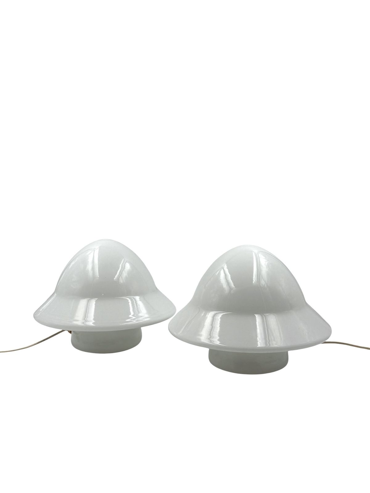 Space Age Set Of 2 Opaline Glass Table Lamps, Italy 1970s photo Lighting