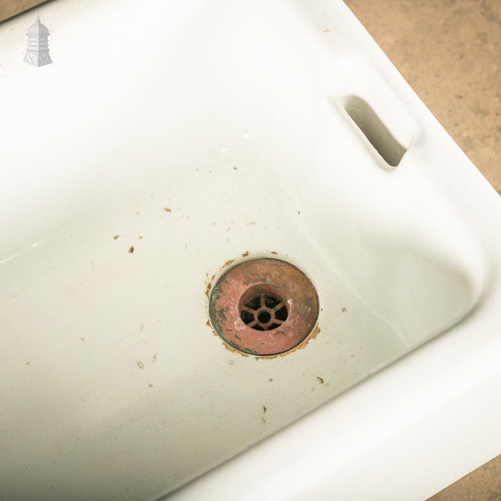 Belfast / Butler Sink, Worn Finish, Weir Overflow, Tywfords photo Garden Decor