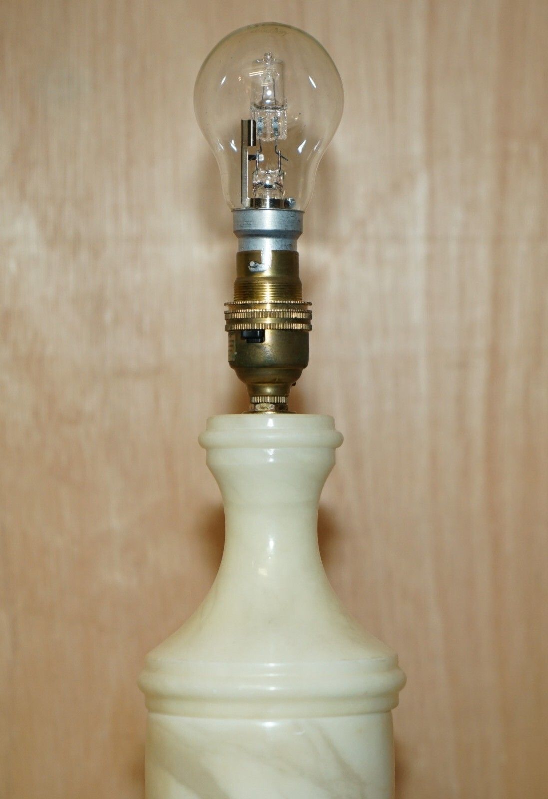 Lovely Vintage Circa 1960'S Italian Mabrle Table Lamp In The Victorian Urn Style photo Lighting