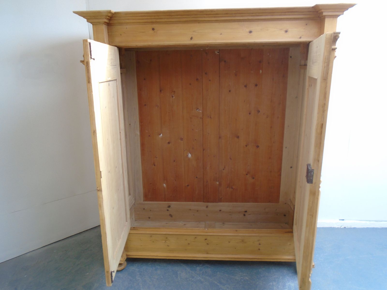 A Fantastic Large Columned Pine Waxed Victorian Knockdown Wardrobe photo buy