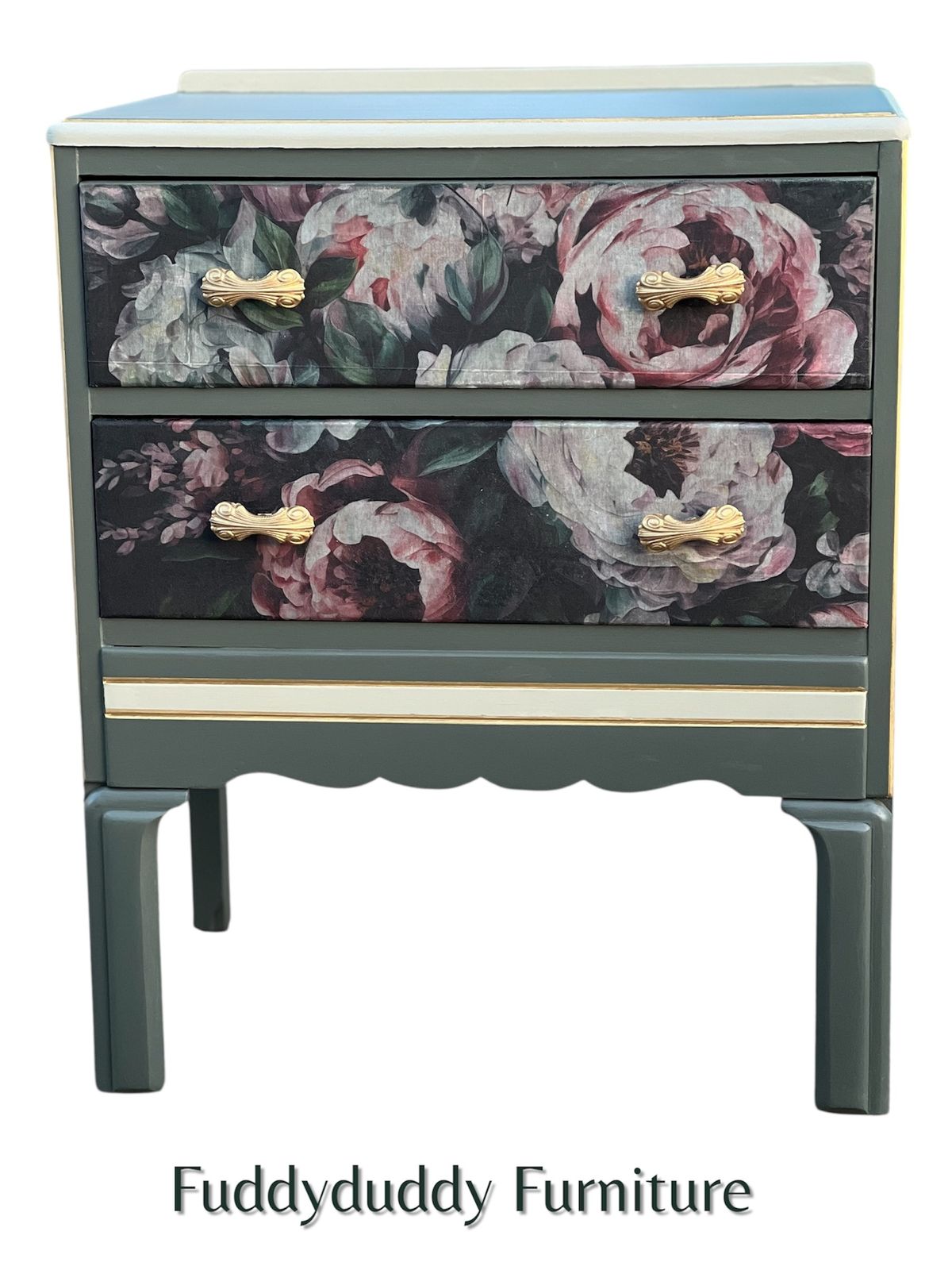 Harris Lebus Dresser photo 175.0