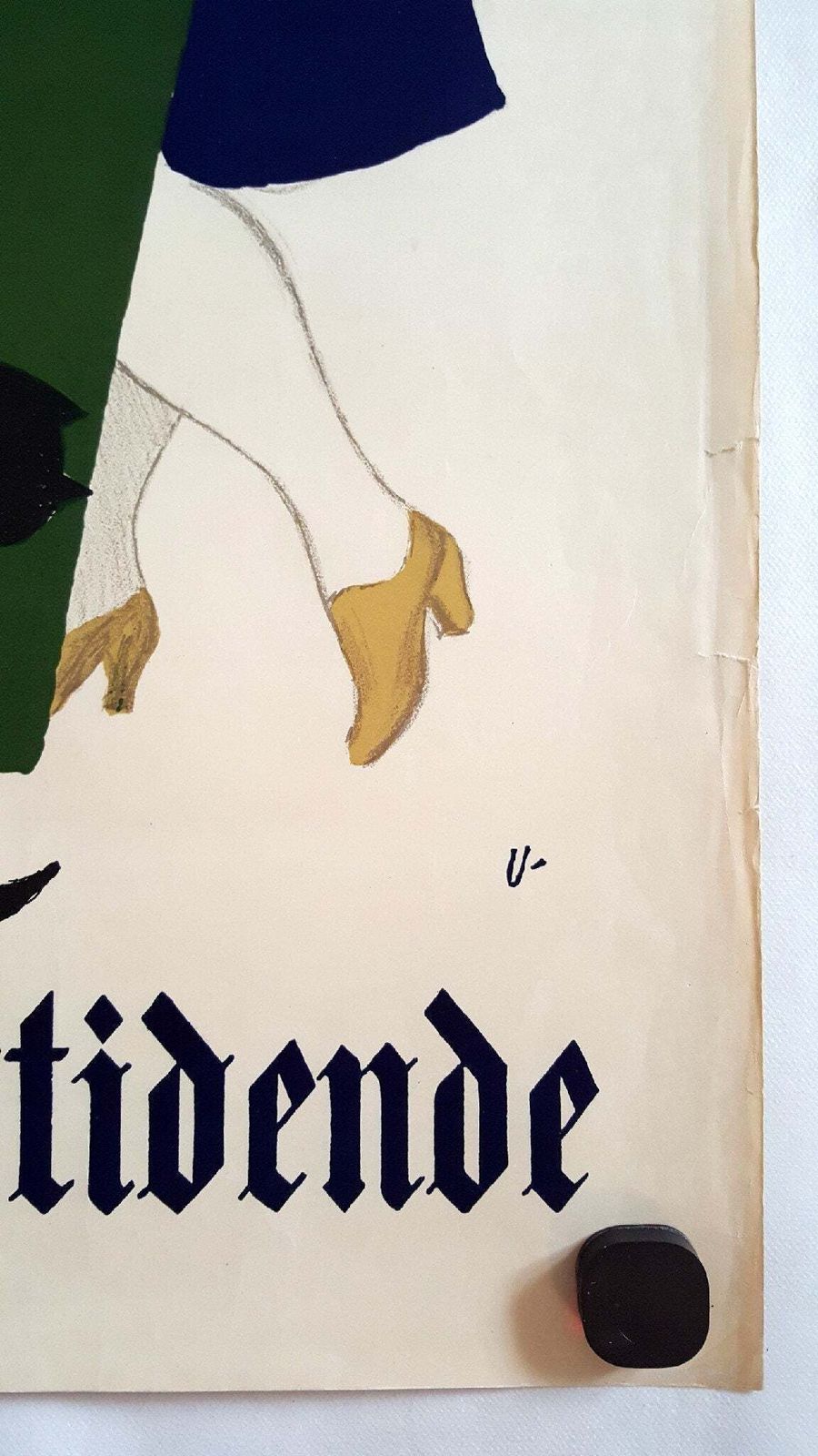 Krantenadvertentie Uit De Jaren 1940 Door Arne Ungermann – Aarhus Stiftstidende | Vintage Poster photo for sale
