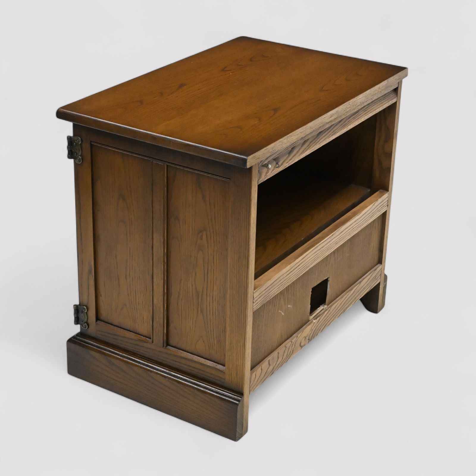 photo buy Old Charm Tv Video Stand Cabinet Light Oak Model 2440 Free Uk Delivery*