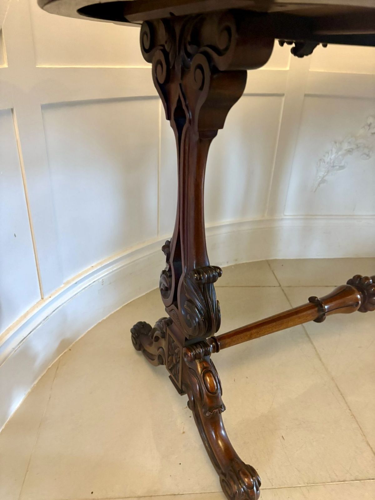 Furniture Antique 19th Century Quality Carved Rosewood Freestanding Centre Table photo