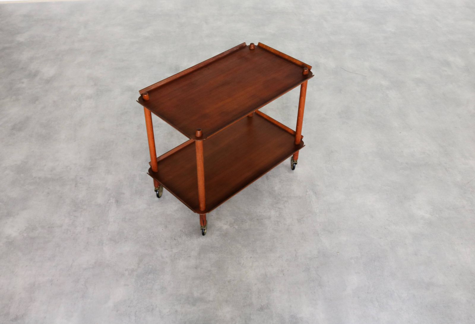 Vintage Bijzettafel | Bijzettafel | Trolley | Hundevad photo vintage
