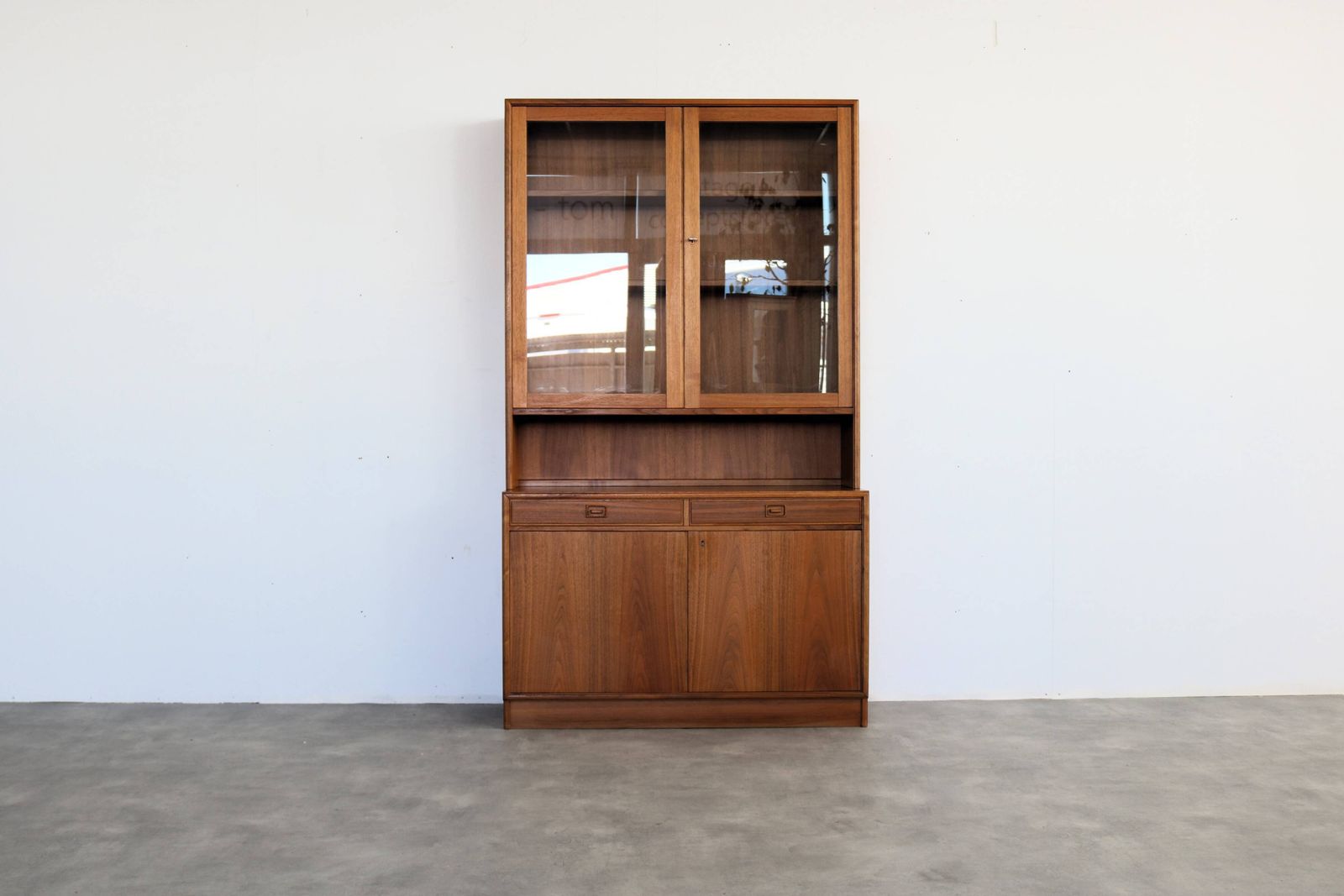 Meubels Vintage Dressoir | Wandkast | Wandmeubel | Jaren 60 photo