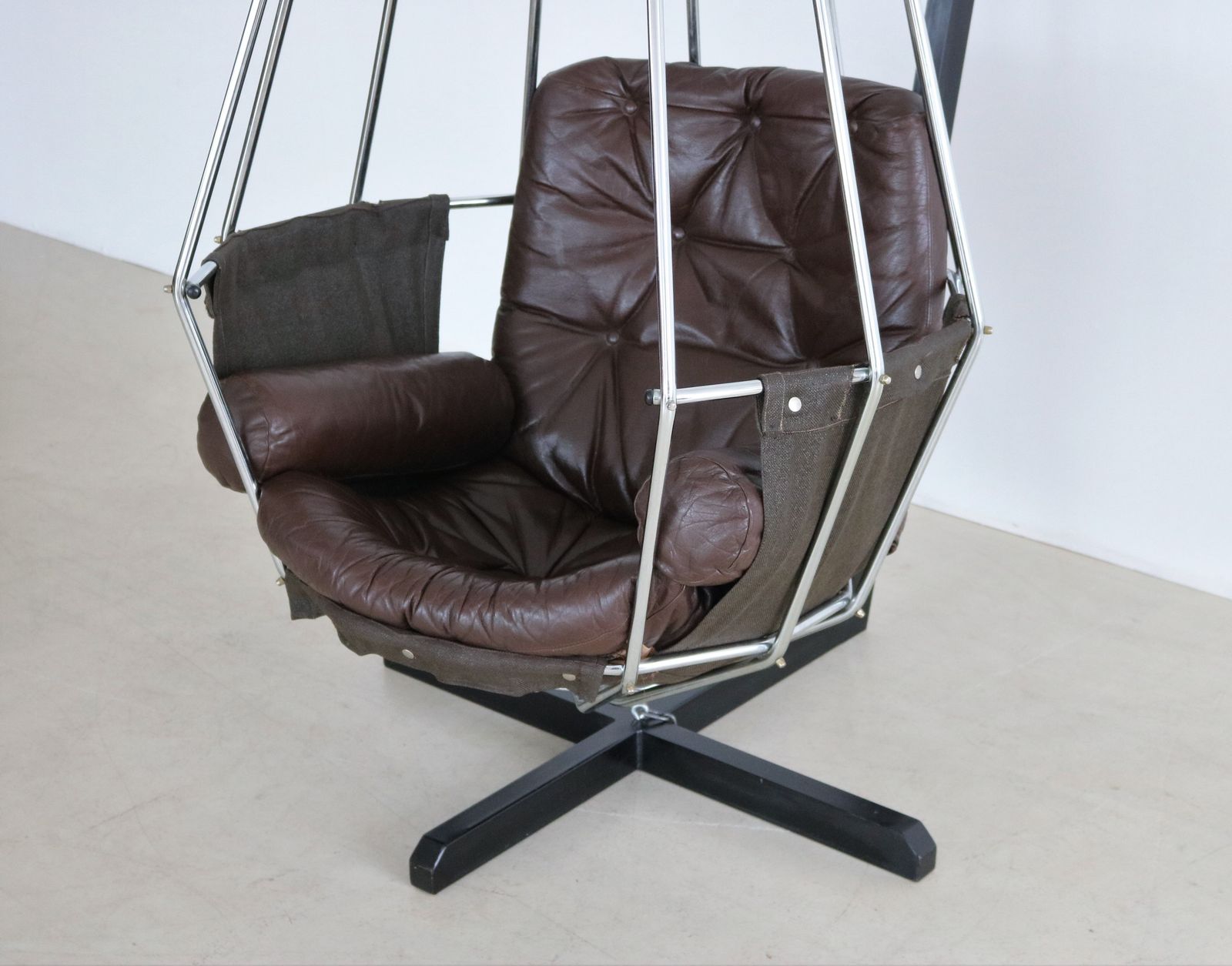 photo buy Vintage Ib Arberg Parrot Cage Lounge Chair