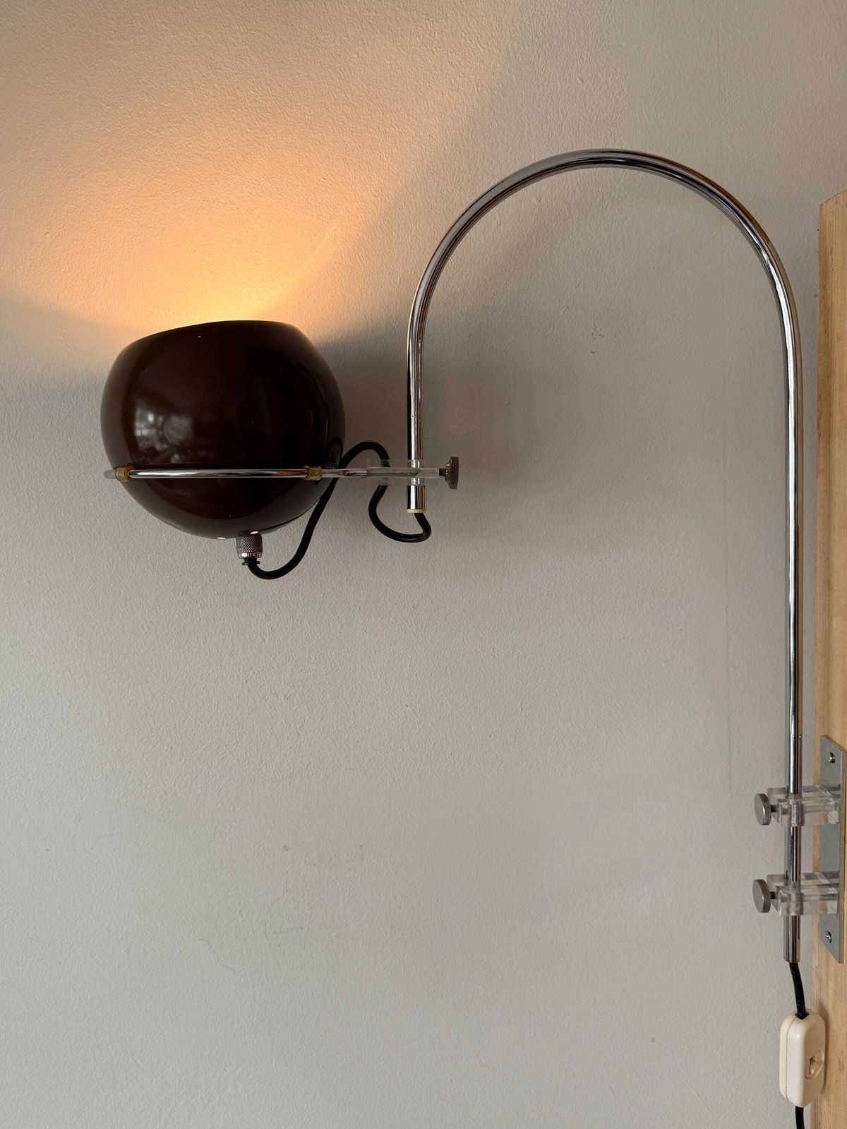 Vintage Mushroom Arc Wall Lamp   Brown / Chrome   Dutch Design By 'Gepo | Posthuma Brothers'   Space Age   Mid Century   Globe   Eye Ball