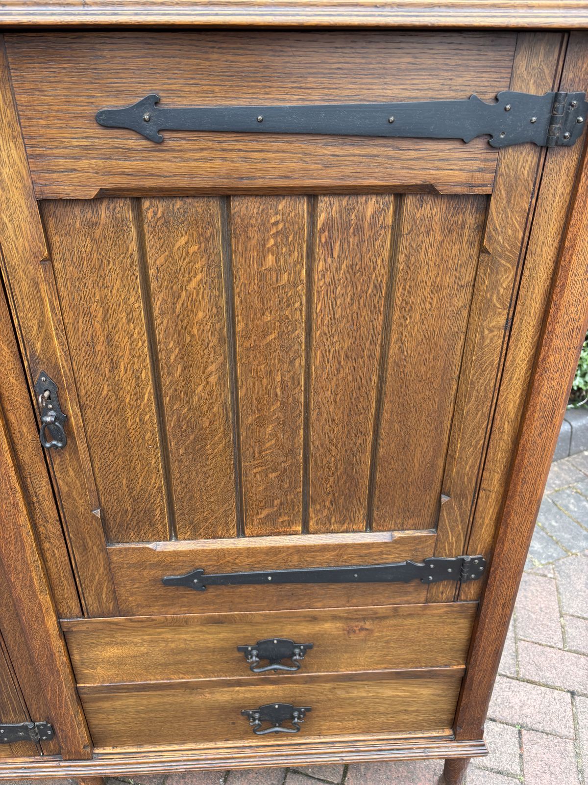 Arts & Crafts Bookcase Cupboard photo 1270.0