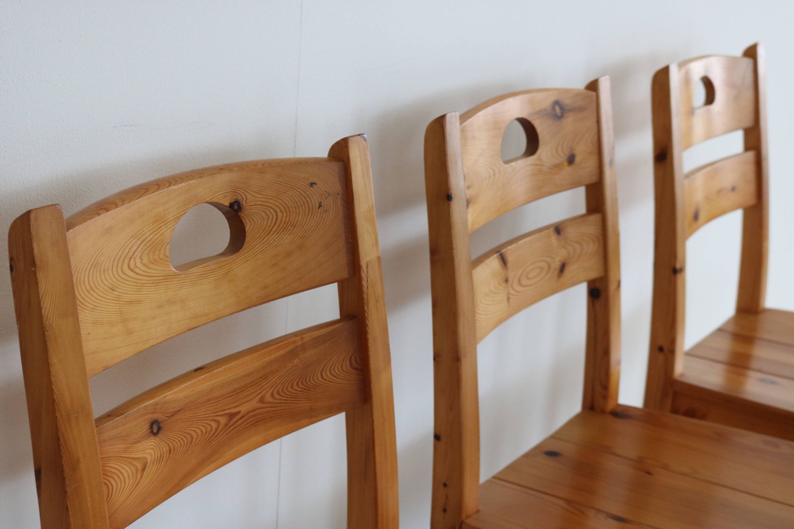 Vintage Dining Room Chairs | Chairs | Pine photo 316.0