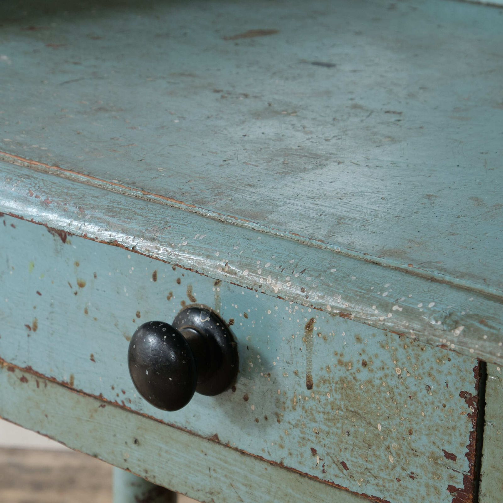 Victorian Painted Pine Washstand photo vinterior