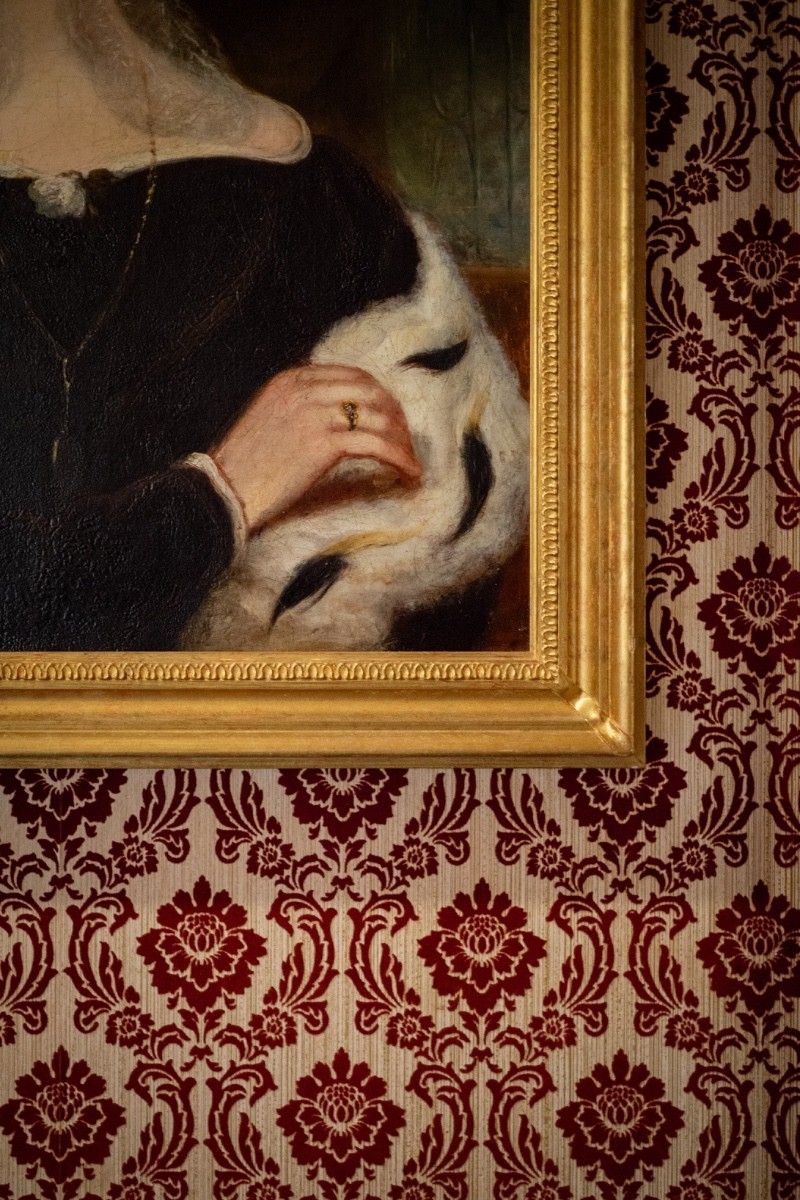 English School Mid 19th Century Oil Portrait Of A Lady With An Ermine Stole photo Art