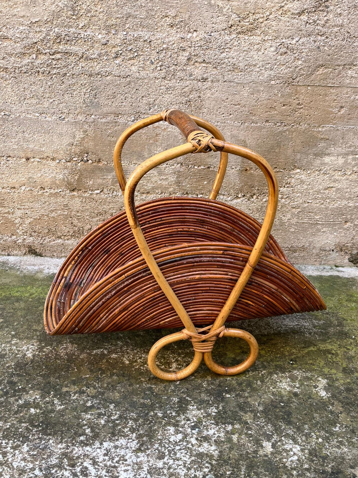 Mid Century Bamboo Rattan Magazine Rack In The Style Of Vivai Del Sud 1950s photo 370.0