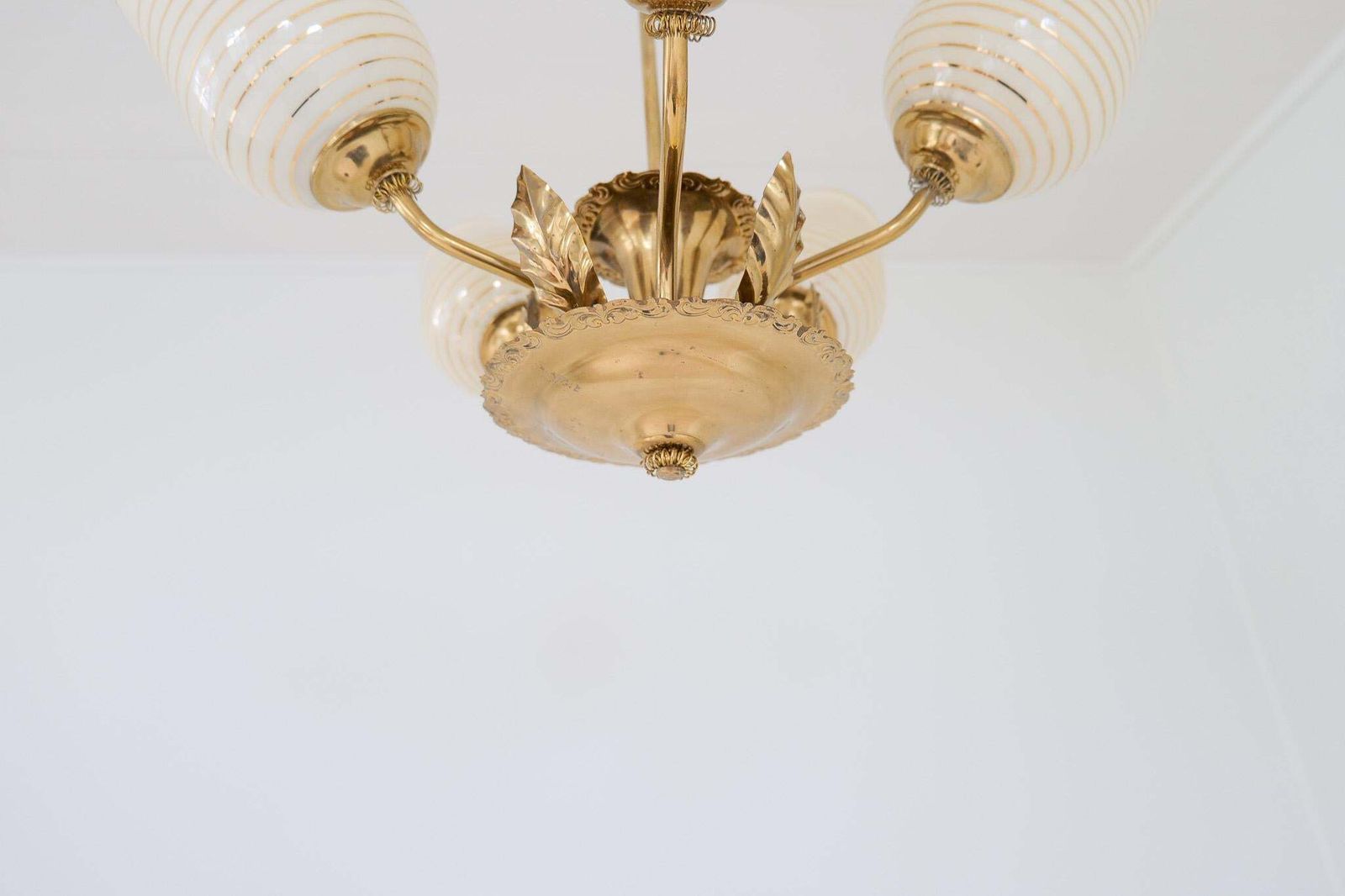 Mid Century Chandelier Lamp In Brass And Glass By Sario, Finland, 1950s photo vintage