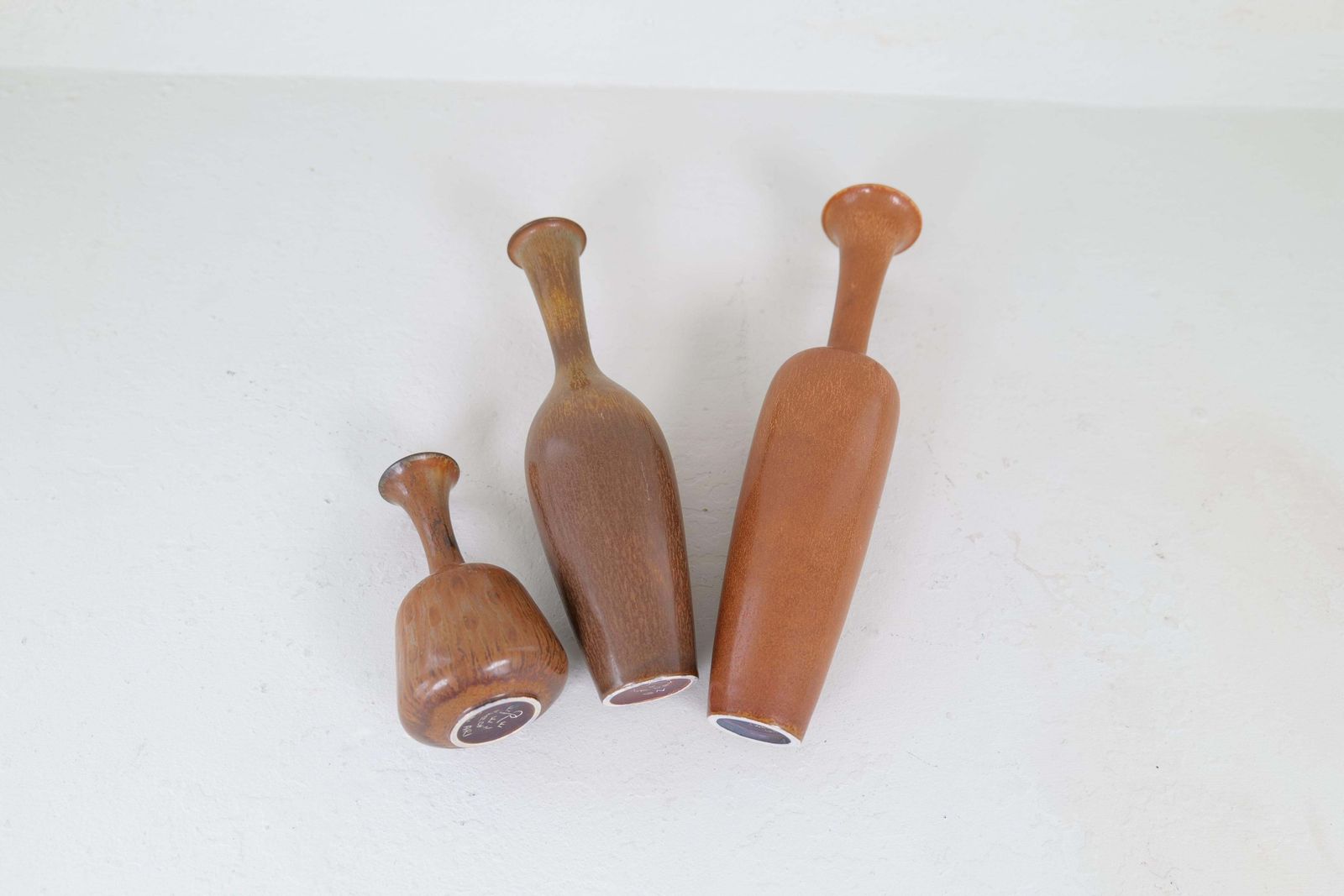 photo vintage Midcentury Modern Groupe Of 3 Earthy Vases Rörstrand By Gunnar Nylund, Sweden
