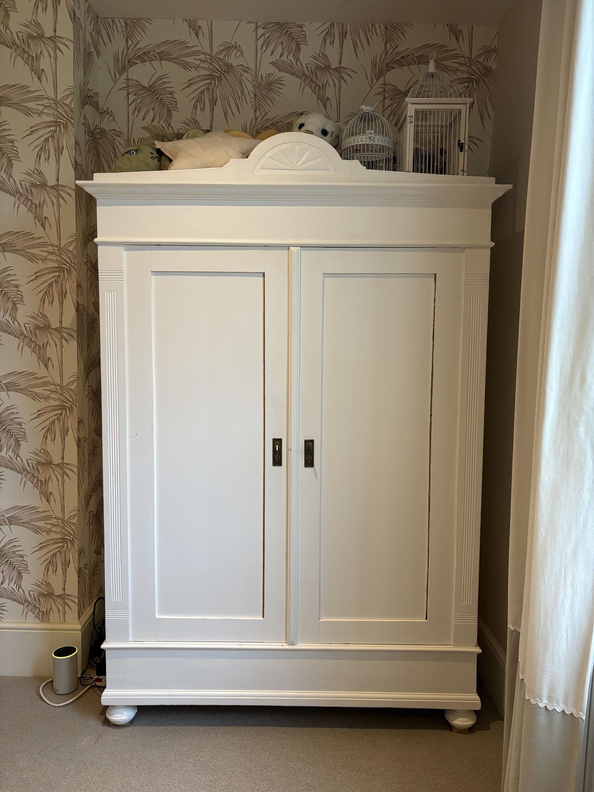 Elegant 19th Century Painted Biedermeier Style Wardrobe photo vinterior