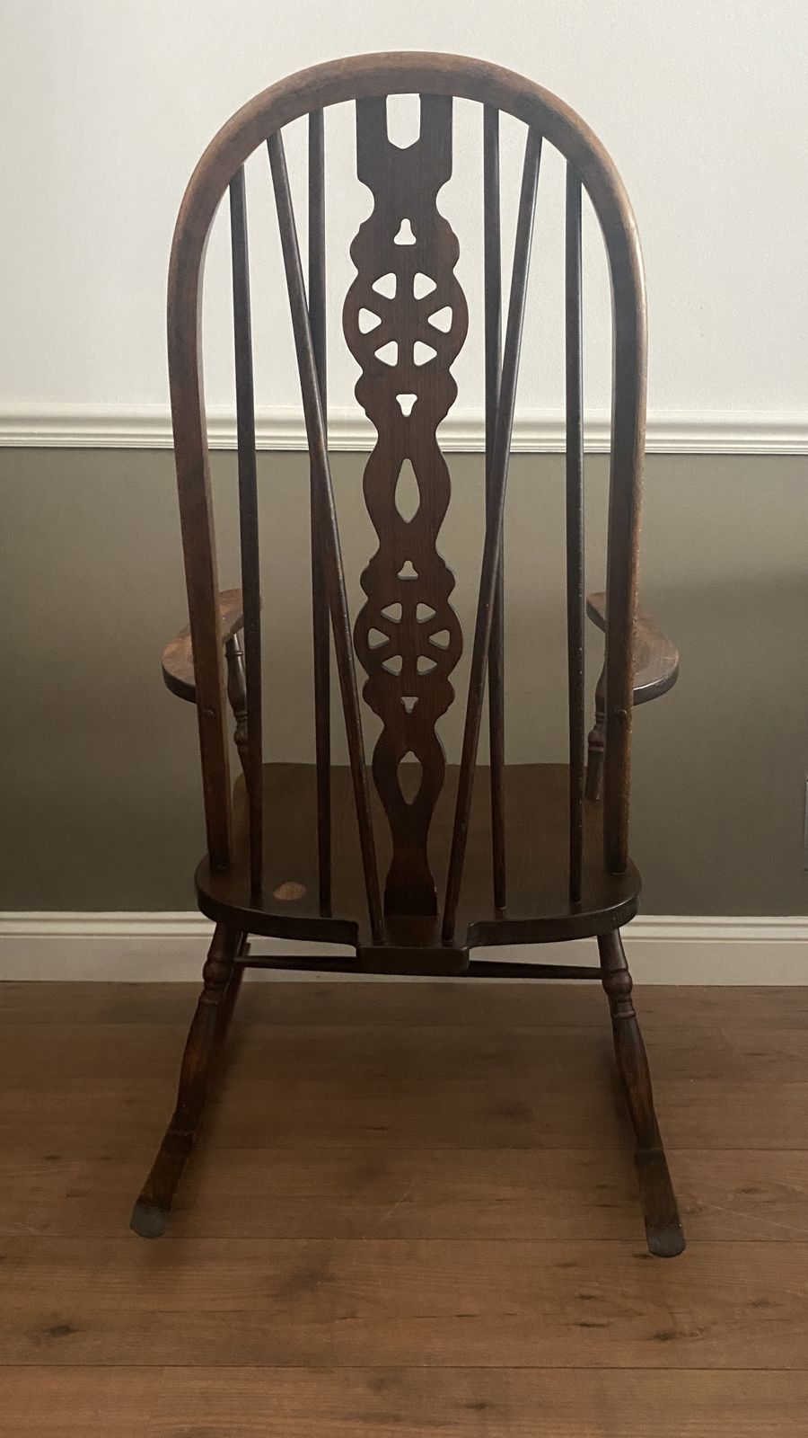 Vintage Wheel Back Rocking Chair Oak Wooden Dark Stain Farmhouse Cottage photo furniture