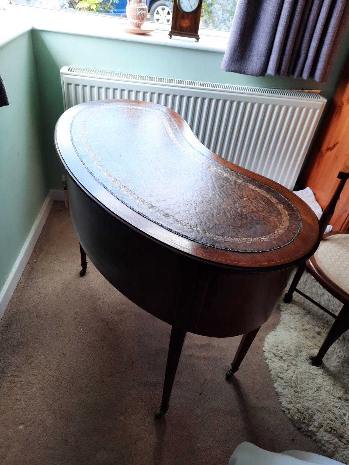 Exceptional Rosewood & Mahogany Kidney Shaped Writing Desk photo furniture