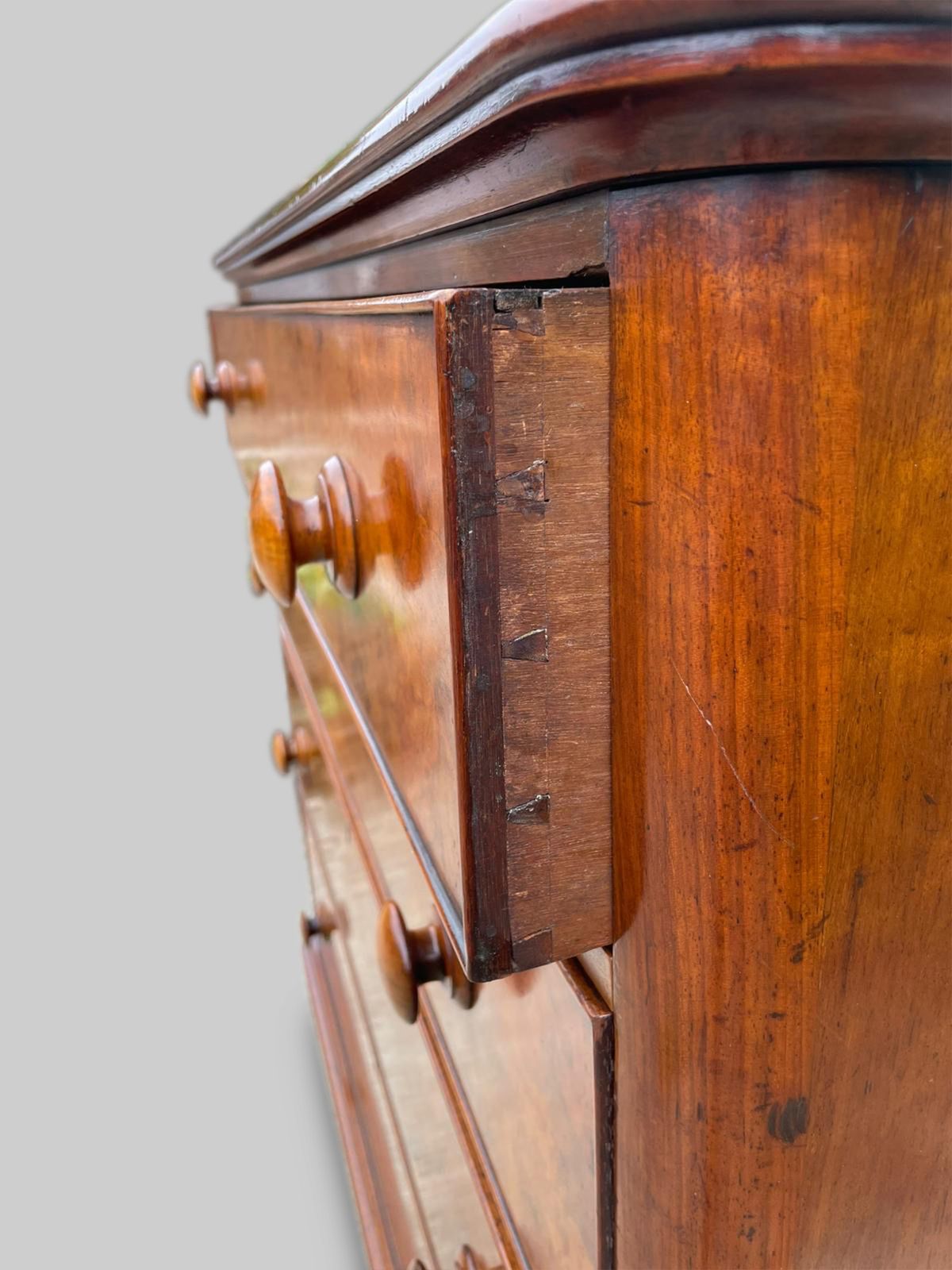 Stunning Victorian Figured Walnut Chest Of Drawers photo Furniture