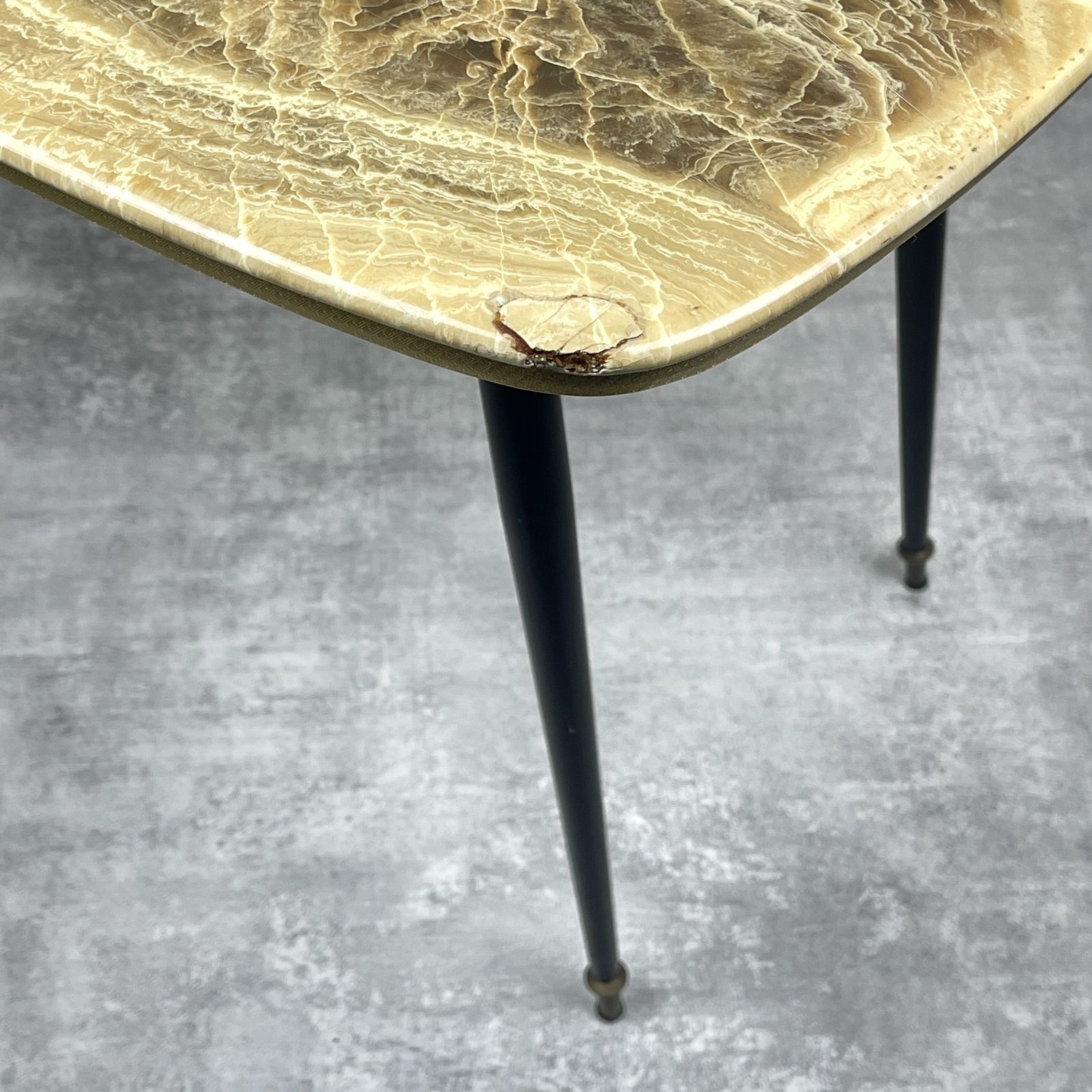 photo furniture Mid Century Coffee Table Italy 1950s