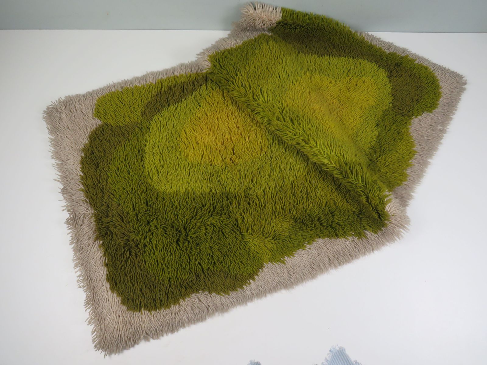 Pair Of Original 1970s Desso Shag Rugs – Dutch Design photo buy